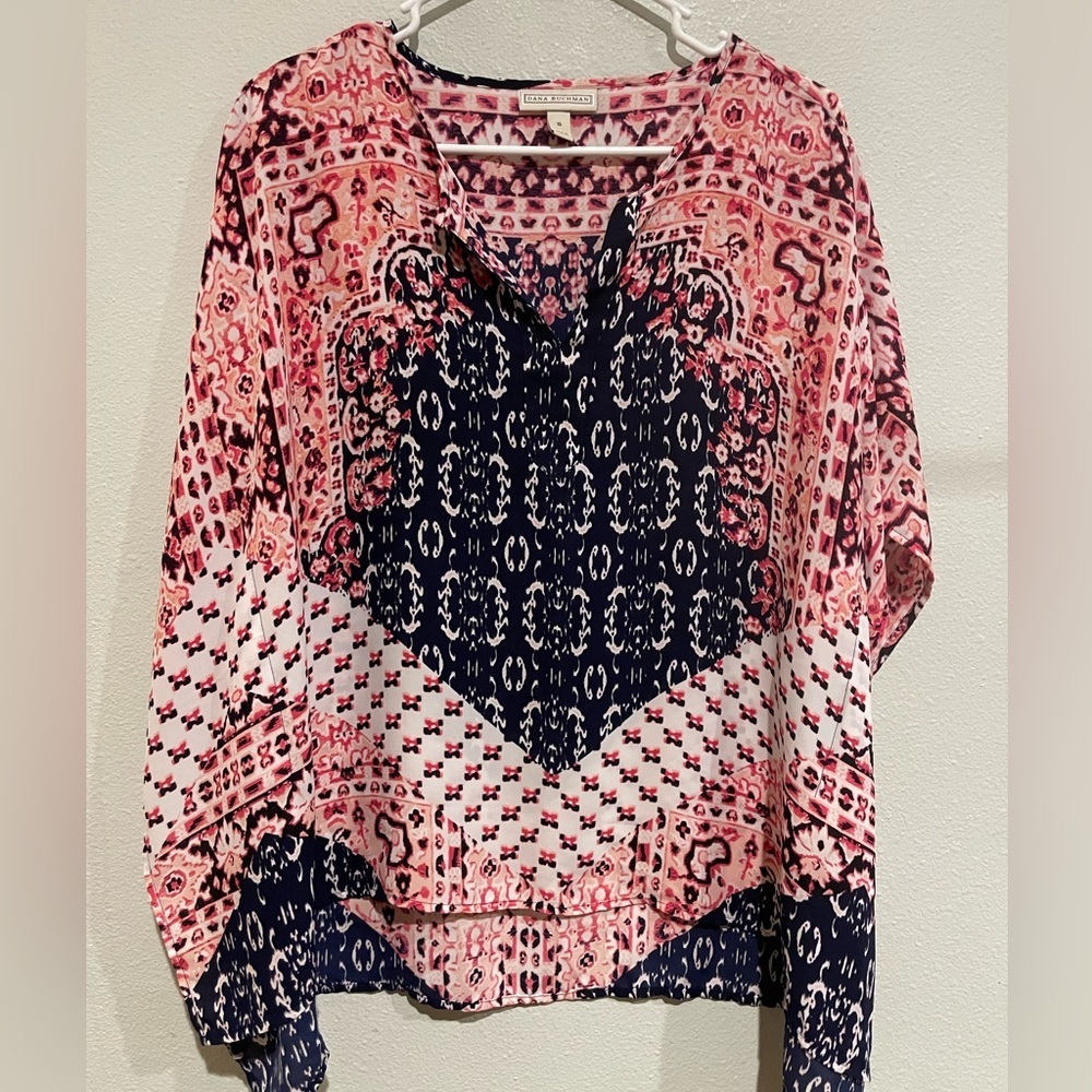 Dana Buchman Pink and Navy Patterned Blouse